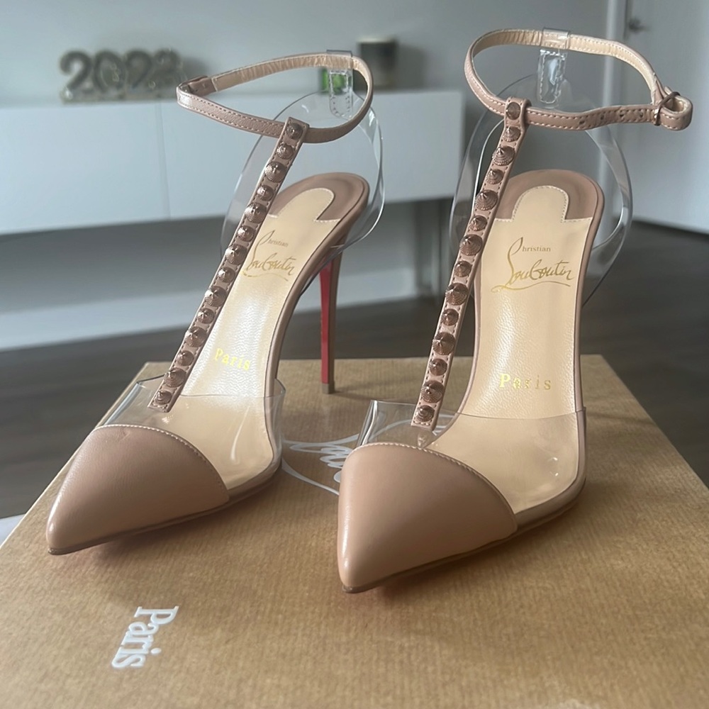 Brand new Louboutin Nosy spikes nude heels